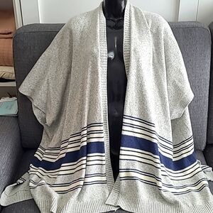 GAP Poncho